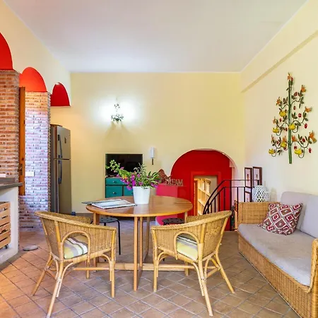 Appartement Guesthost - Naxos Seaside With Gardens, Parking And Swimming Pool *